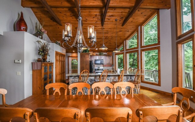 One Ski Hill 5 Bedroom House