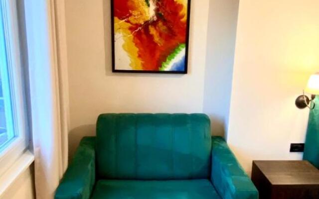 Venis Hotel