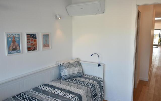 Sunny Penthouse whith balcony 9min walk main station