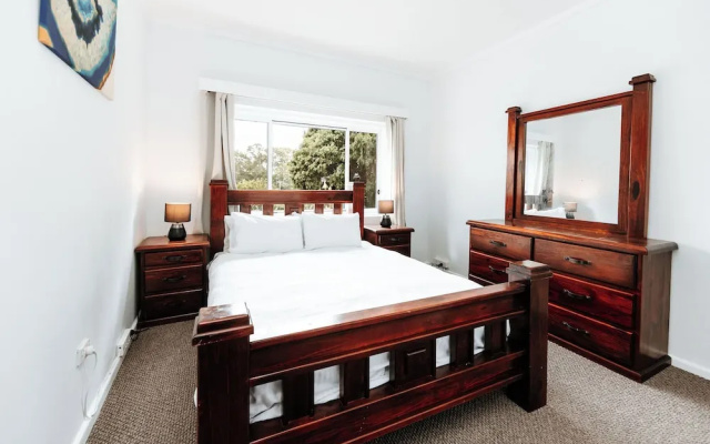 The Waratah Escape Nowra – Guest Rooms – Nowra