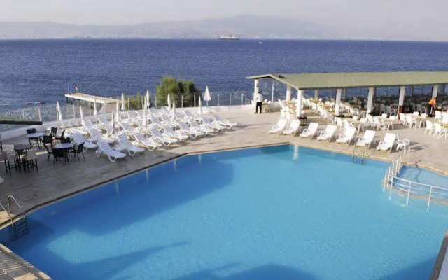 Club Acacia Hotel