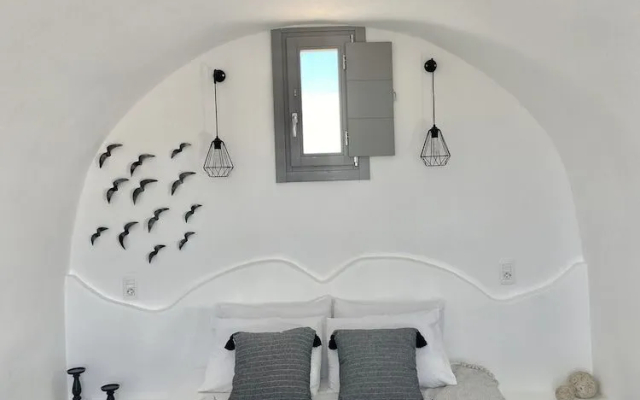 Aeron suites