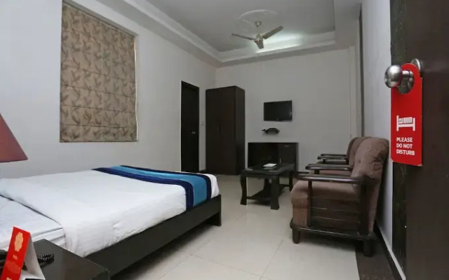 Diamond Stays By OYO Rooms