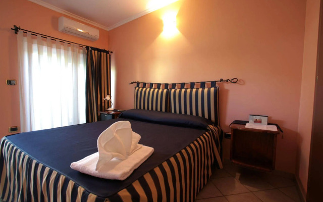 Airport Hotel