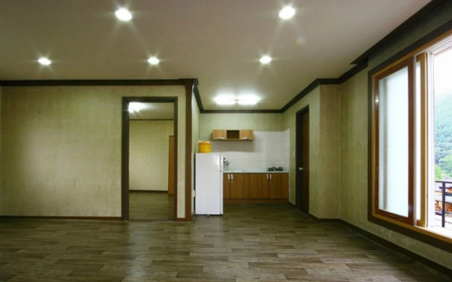 Chuncheon Gangchon Road Ville Pension