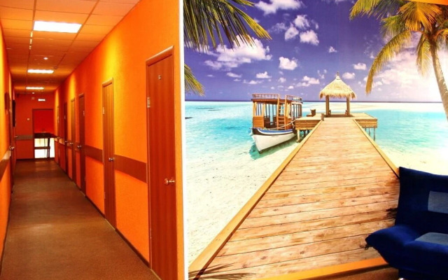 Oasis Hotel - Hostel