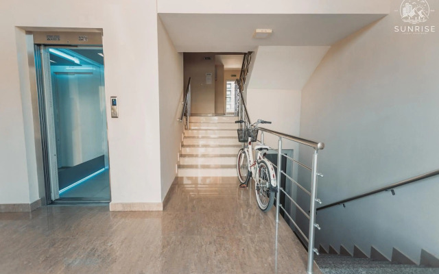 Sunrise Luxury Apartment