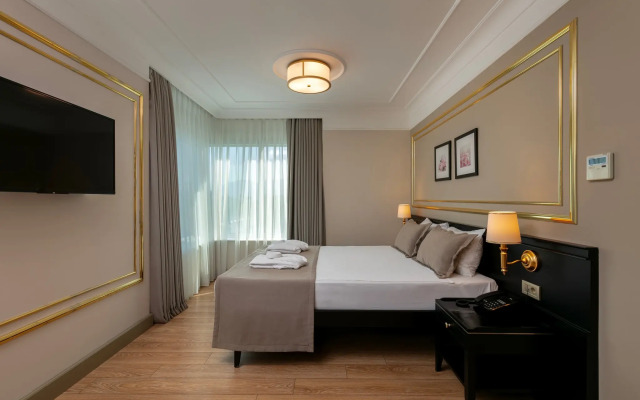 Reo Hotel & Spa