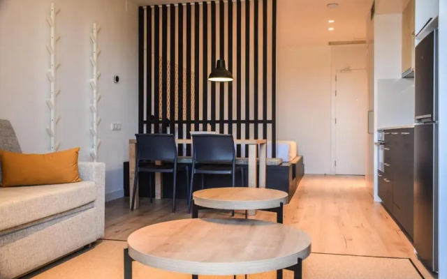 Port Plaza Apartments