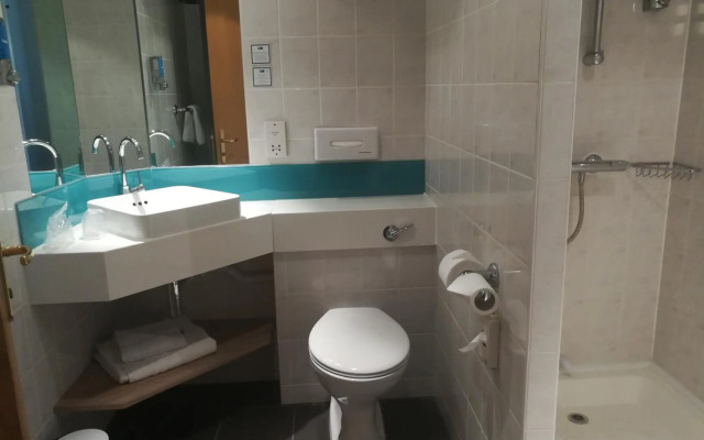 Holiday Inn Express Canterbury by IHG