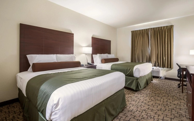 Cobblestone Hotel & Suites - Victor