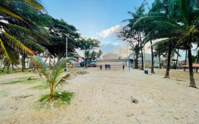 Praia Do Sol Triplex Beach House