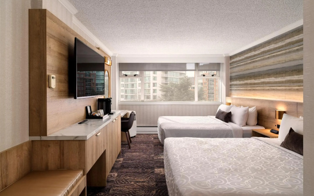 Chateau Victoria Hotel and Suites
