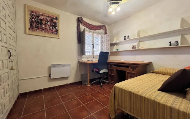 Cd-2102 · Three Bedroom Townhouse