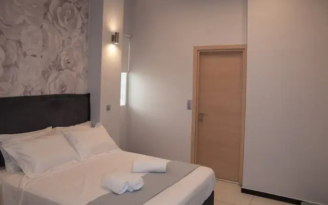 Sia s Retreat 1 in Nea Smirni