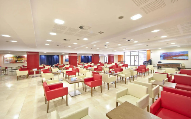 MLL Caribbean Bay Hotel