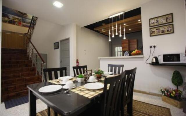 Come Inn Homestay 1379