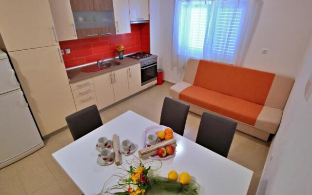 Apartments Iko