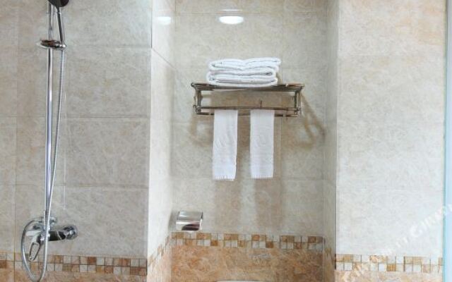 Xishuangbanna Shibao Business Hotel