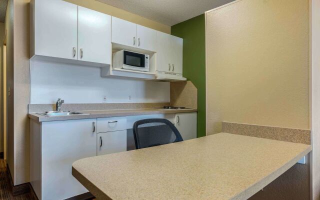 Extended Stay America Suites Chicago Gurnee