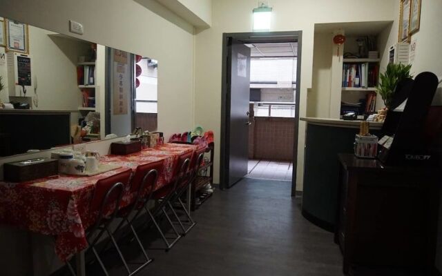 Mango station hotel