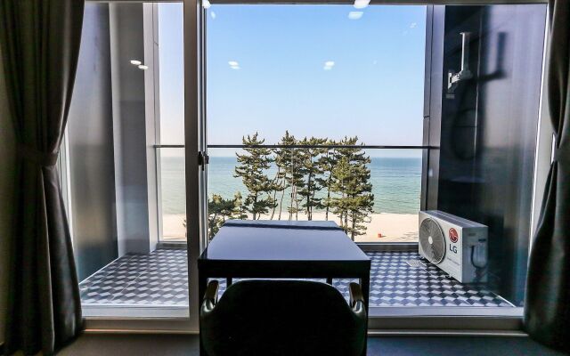 Hotel Cube