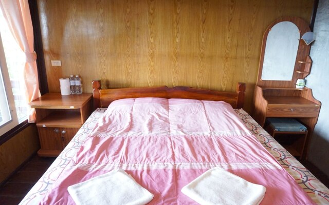 Lamai Koh Phayam Resort