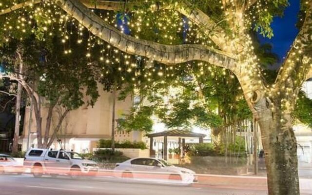 Netanya Noosa Beachfront Resort