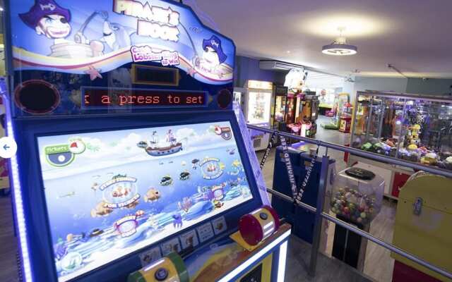 Captivating 2-bed Caravan in Clacton-on-sea