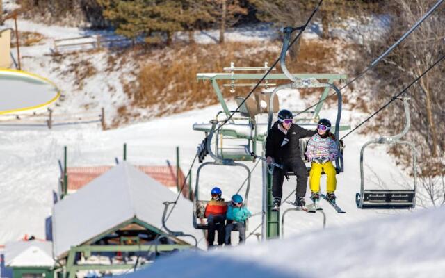 Timber Ridge Lodge and Waterpark