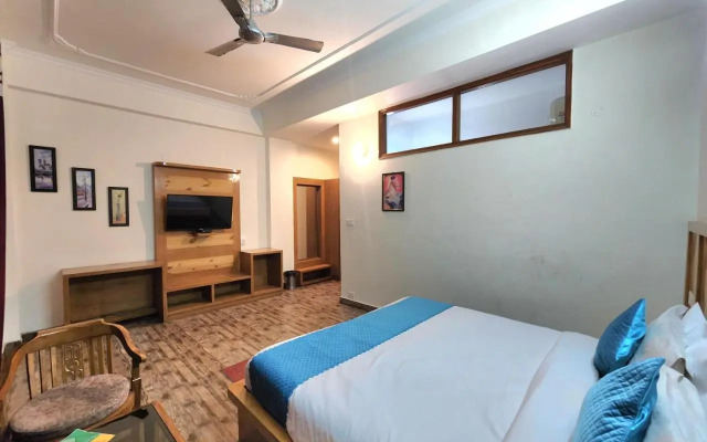 OYO 27648 Kasauli Greens