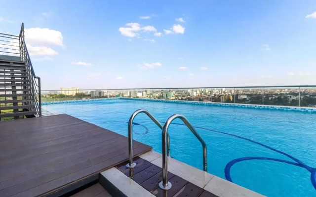 Upperhill View Palace Apartment