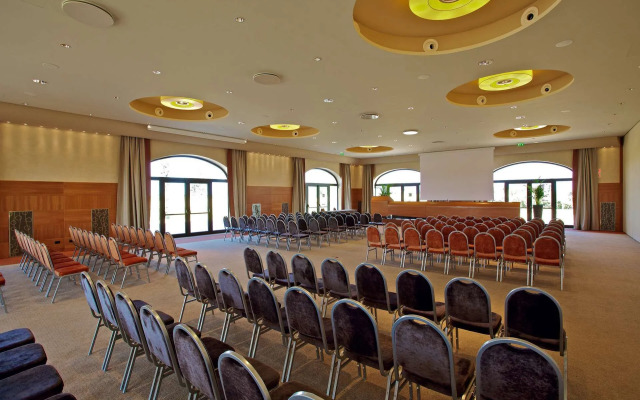 Acaya Golf Resort & SPA