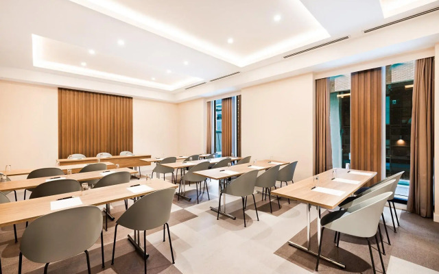 Hotel Riu Plaza Toronto