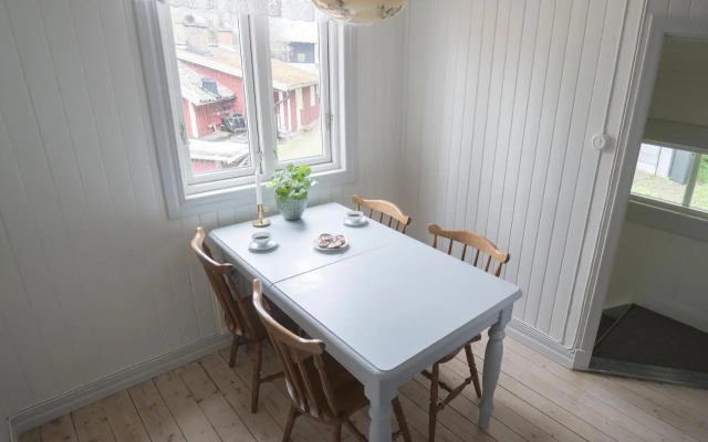 Anfasteröd Gårdsvik - Grindstugan