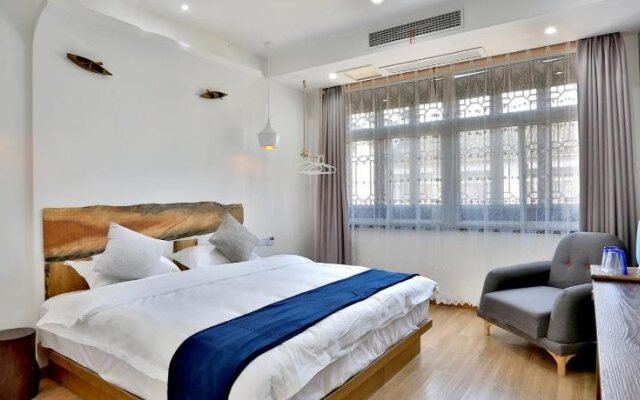 Wuzhen Qiutian Northern Art Design Hotel