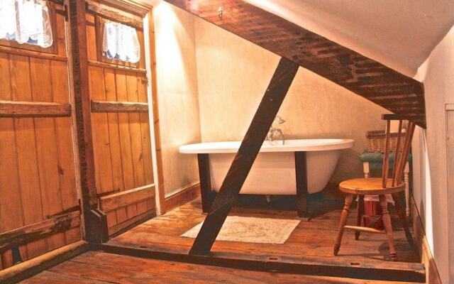 Clotworthy House Bed & Breakfast