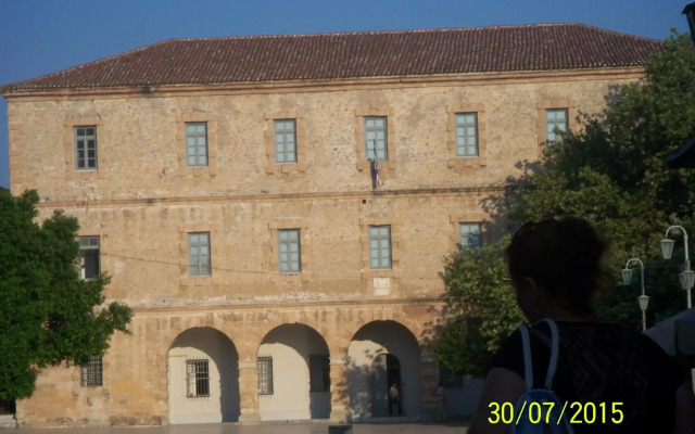 Quiet spacious apartment in Nafplio