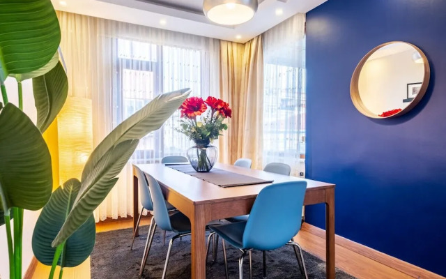 Captivating Flat With Balcony Near Besiktas Pier