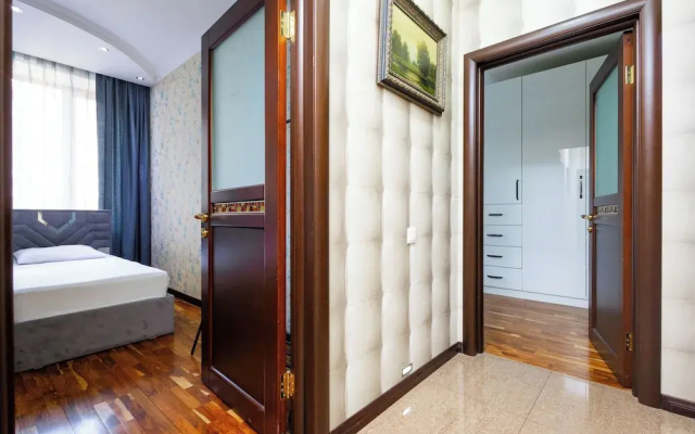 Apartment by Luxe Group DI777