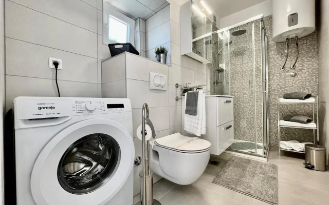 Apartment Erika - for 2 near the beach