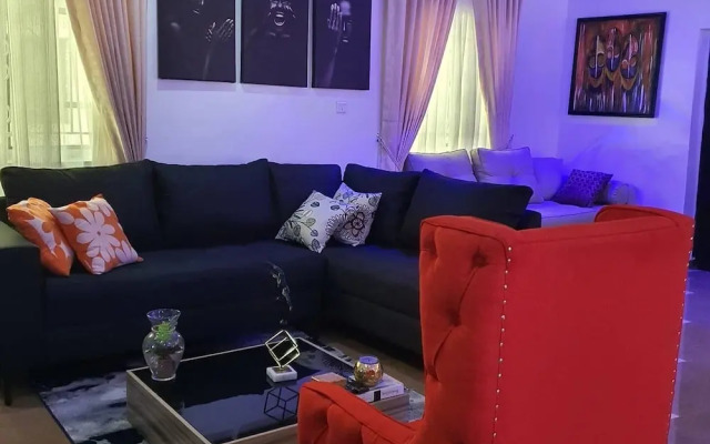 Luxury Sutes And Apartment By Emia Haven