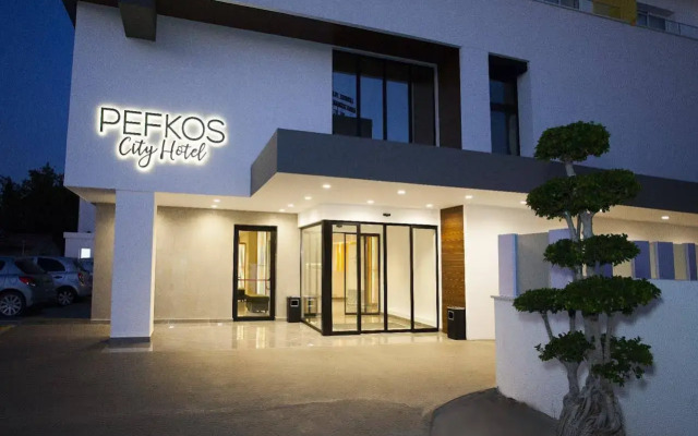 Pefkos Hotel