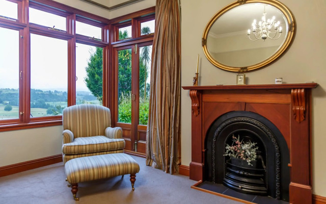 Lake Karapiro Lodge