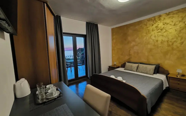 Rooms and Apartment Matika