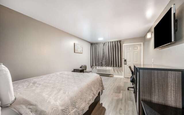 Econo Lodge Russellville