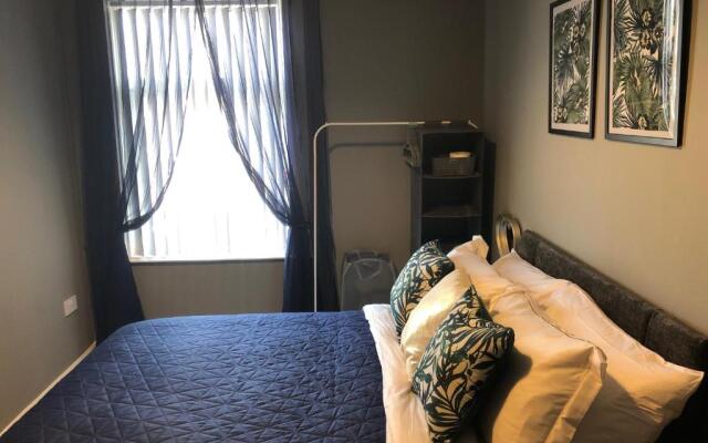 3. Stylish Private Double Room Near Manchester City Centre