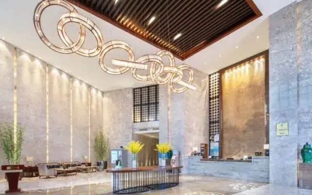 Tianyi International Hotel (Nandujiang Meilan Airport Branch)