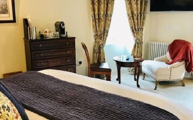 The Kirkstyle Inn & Rooms