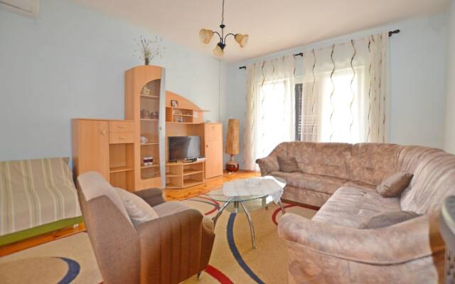 Apartment Majda